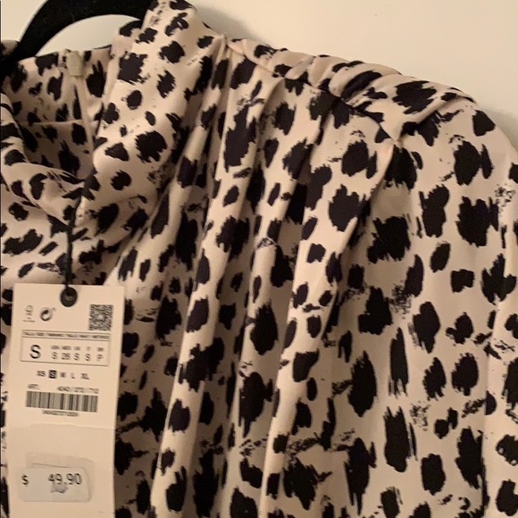 Zara blouse - Picture 2 of 5